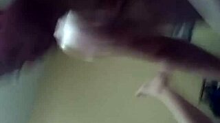 Rough Pussy Stretching Action