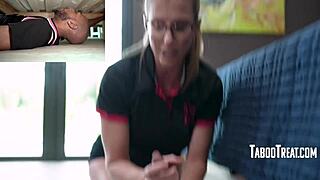 Feststeckender Spielers BBC von MILF-Coach benutzt, verdammt heiß!