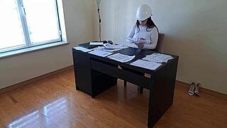 Worker Fucks Boss's Wife On Desk!
