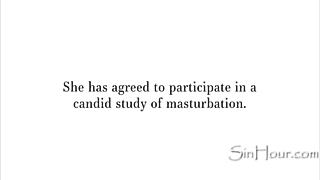 elle lee fingers to orgasm