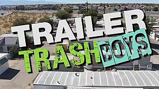 यो, देखना चाहते हो ड्रू सेबास्टियन डेविन फ्रैंको को रॉ पाउंड करता है ट्रेलरट्रैशबॉयज़ क्लिप में?