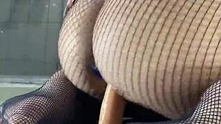 Cacheada Safada Adora Gemer E Sentar No Seu Brinquedo