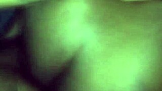 ルイビル素人娘、新しいエロいこと探求中