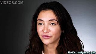 Teen Jane Wilde spills intimate secrets while vibing herself. Watch her laugh through a real orgasm.