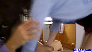 Uhh, bellezza polacca sculacciata forte da vecchio