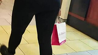 Mondawmin ASS in LEGGINGS at SHOP