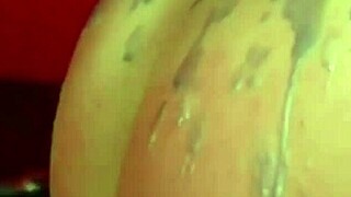 Does Maxine X Blow Cock While Fingering?