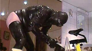 Crazy Rubber Retro Gay!