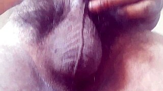 Watch this guy flash his cock!