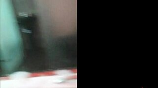 Mi Vecino Me Propone Follar Sin Condon A Cambio De Dinero Mientras Mi Esposo Esta Trabajando En Medellin Colombia