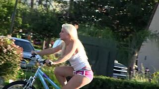 sammie spades, wanna see her take loads?