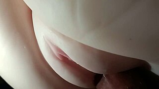 cewek imut 18+ memek mainan mainan close up