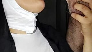 Suora Sor Rita padroneggia le abilità di pompino profondo su xvideos