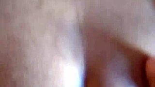 casal de namorados novinhos transando