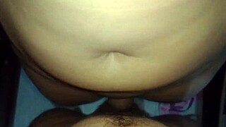 Me follo a la puta fea de mi amiga hasta que ya no aguanto mas la verga