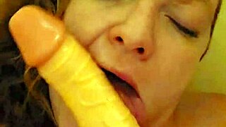 Redhead BBW loves sucking cock with deepthroat.
