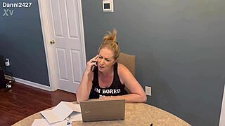 Danni Jones Feels So Excited As Fit Masseuse Fucks Her Curvy Ass