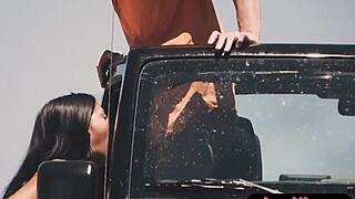 Fucking my GF outdoors in Rome on the highway 🚗💦