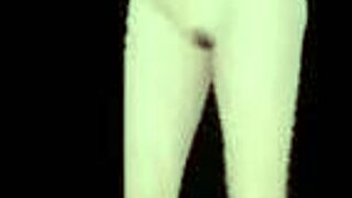 Look at Sakura, this Japanese girl dancing naked in Gokuraku Jodo