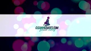 babes clean while masturbating with toys