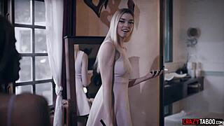 ebony model asks, wanna see hardcore fuck with photographer?