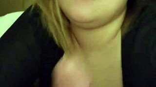 My asian GF SUCKING my DICK so GOOD!