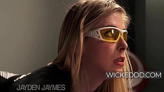 Captain America And Black Widow Smash Hard!