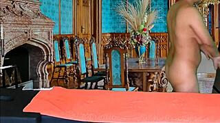 Kuninkaallisen stripteasen ja hieronnan elokuva esikatselu Agarabas ja Olpr kanssa