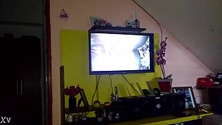 i enjoy punheteiros with big cocks and small tits