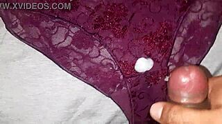 Me Masturbé Con El Calzón Usado Guindo De Encaje De Mi Mejor Amiga