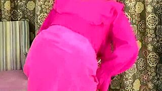 hot busty milf mariaold in red stockings and high heels shoes