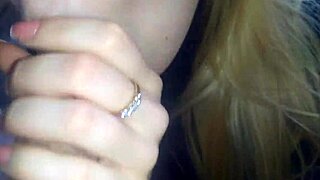 getting a blowjob from the sexy secretary at work 😘