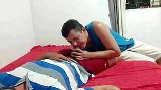 Rapaz Dormiu Eu Peguei No Dormitorio