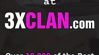 Спринтиращата кугар нимфоманка Алексис Фокс споделя своята играчка. Британи Шей се присъединява за див купон със заварената дъщеря.