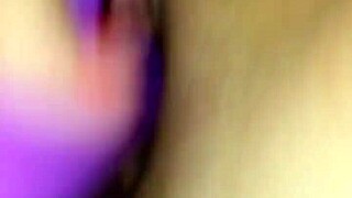 Intense kut masturbatie solo sessie