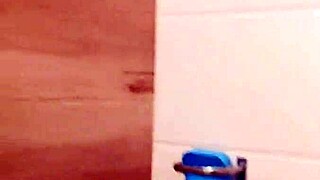 LATINA ENTERS GOOD HOTEL IN LINCE FOR SEX