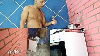 foda na cozinha acaba em gozadinha na bunda - anal teen 18+ - nicoli fox