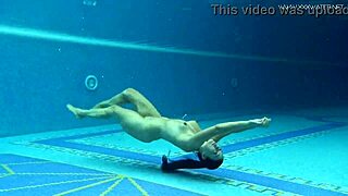 Wow, Sazan’s Big Ass Euro MILF Body Shines in Underwater Erotics!