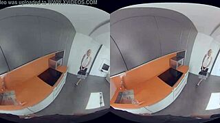 Doorstep Seller In 3D Virtual Reality Porn