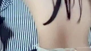 青藤妹妹-美女心渴望完美性爱，求大屌插入