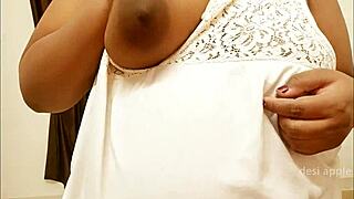 madhypradesh girl showing boobs sexy tits