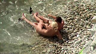BeachHunter 7165: Voyeur Catches Steamy Beach Action