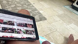 Slow Motion Capture of the Cock