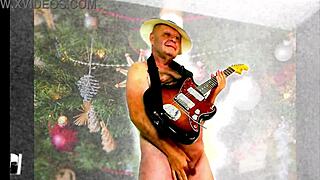 Agarabas And Olpr Tease With Jingle Balls.