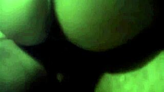 Argentinian teen amateur in threesome with cumshot