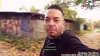 damn, deutsche reife milf picked up and banged pov in public park!