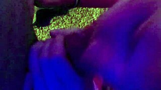 hovorí, milujem hlboké cucanie tohto veľkého kokotu