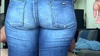 Gran Corrida De Semen En El Culo De Mi Guia Turistica!