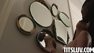 nickey huntsman gives to please isiah maxwell in pov