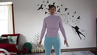 lesson 325 on shaved pussy and big ass